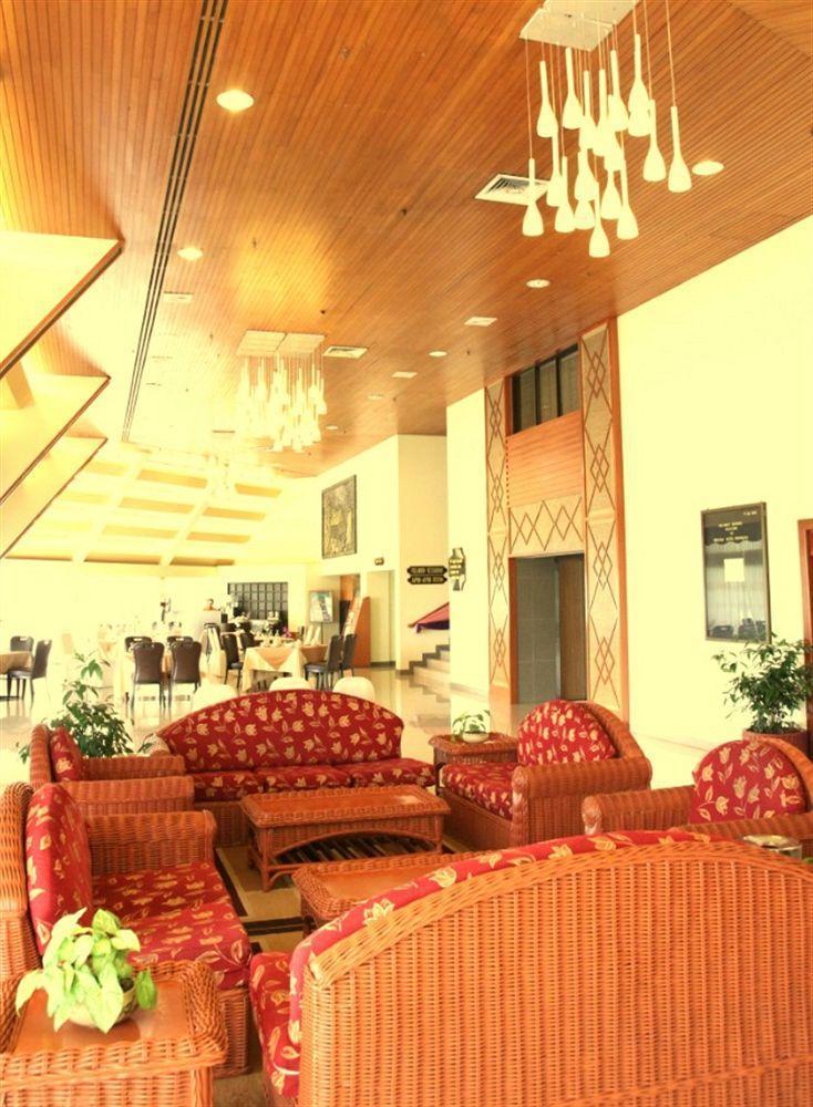 Oyo 89693 Perkasa Hotel Keningau Near Hospital Keningau Exterior photo