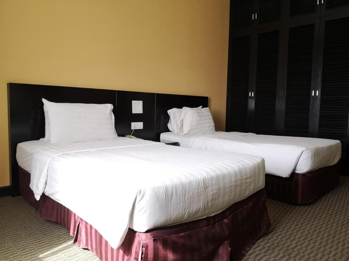 Oyo 89693 Perkasa Hotel Keningau Near Hospital Keningau Exterior photo